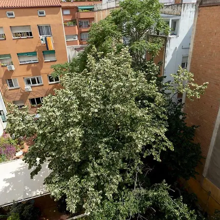 Lägenhet Housalia Guell & Gracia Barcelona